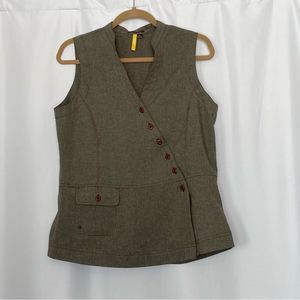 Lole V-Neck Vest Top in Brown size 12 but really for size 8